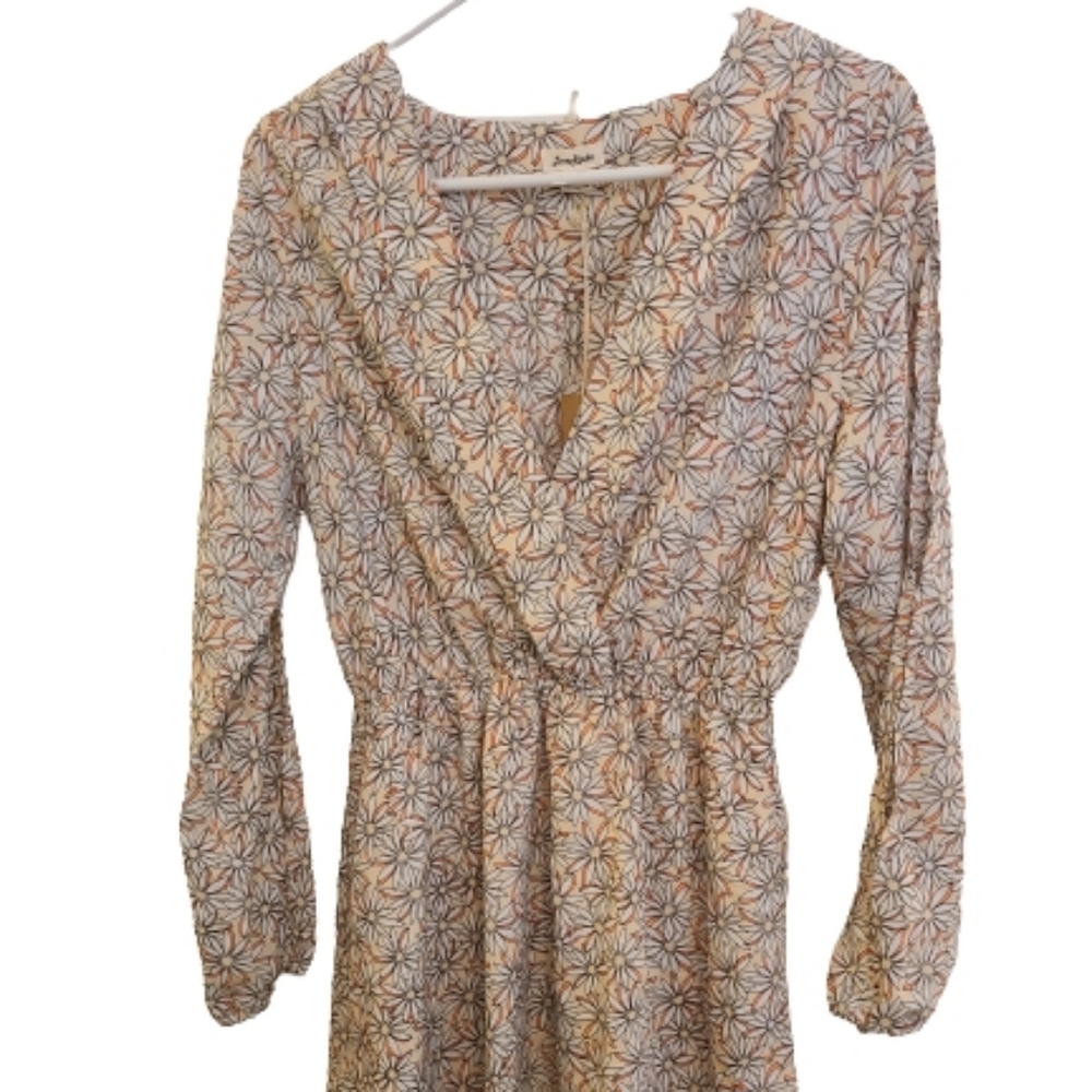NWT Love Riche Womans Dress